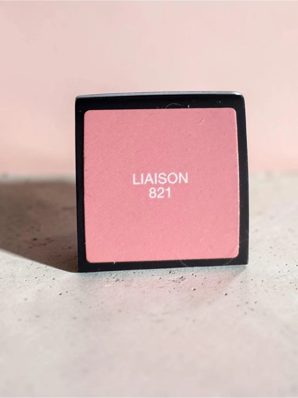 NARS Explicit Lipstick – Liaison 821 NIB